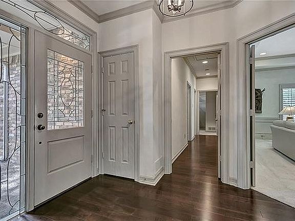 2nd image of 5113 Streamwood Ln