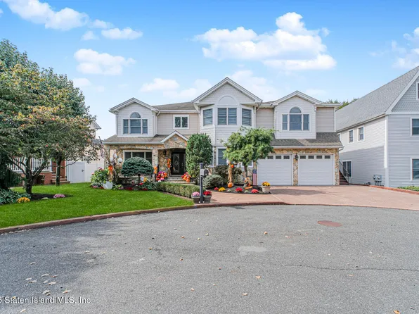 72 Giegerich Ave, Staten Island, NY 10307