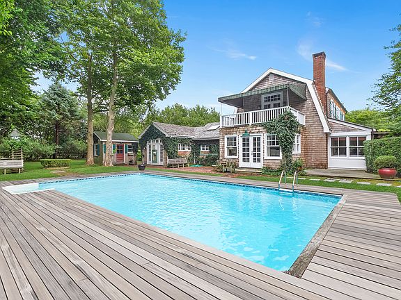 3rd image of 35 Meadow Ct