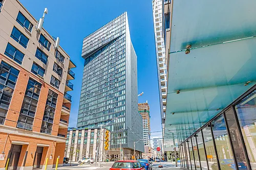 60 Shuter St #1710 Photo 1
