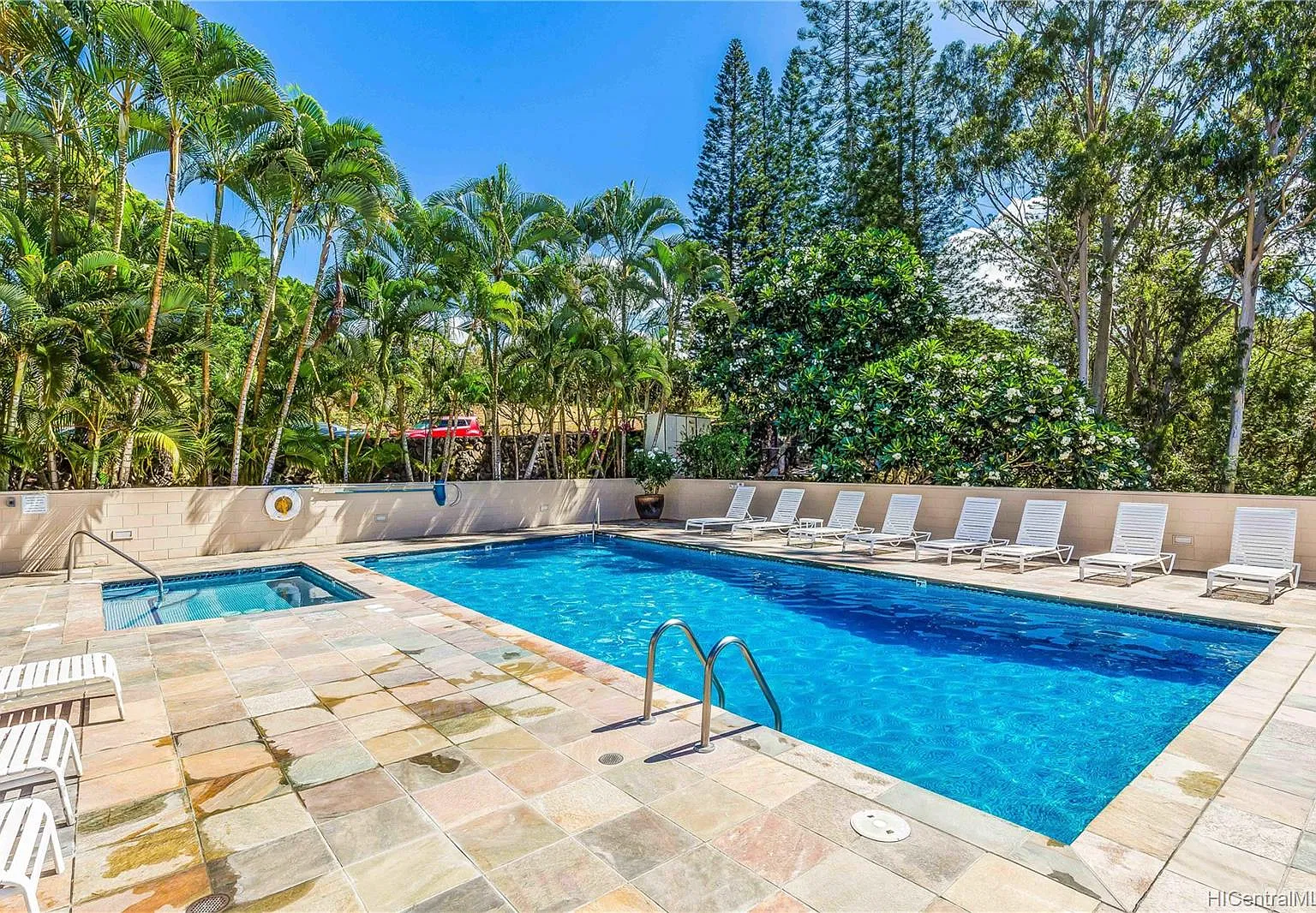2 bed, 976 sqft, $3,000 — Photo 3