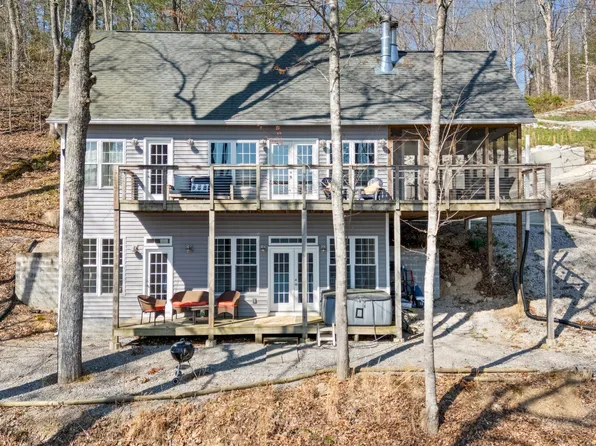 1317 Lakeview Dr, Sharps Chapel, TN 37866