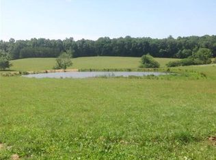 9356 Vandever Rd, Crossville, TN 38572