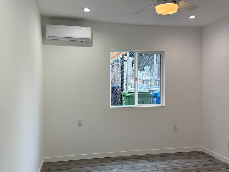 Bedroom #1