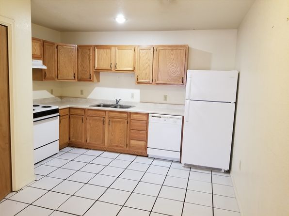 125 Townsgate Plz APT C