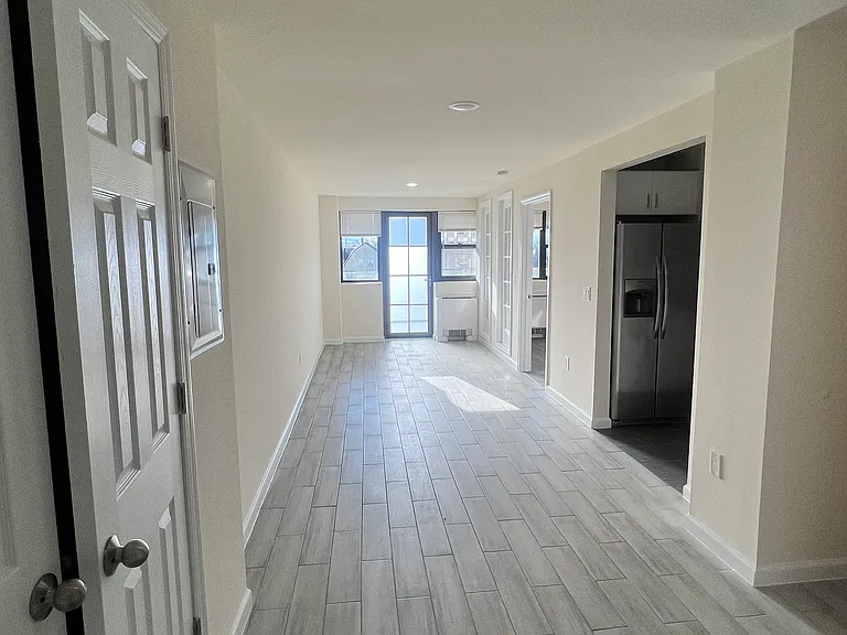 123 S Munn Avenue — Photo 32