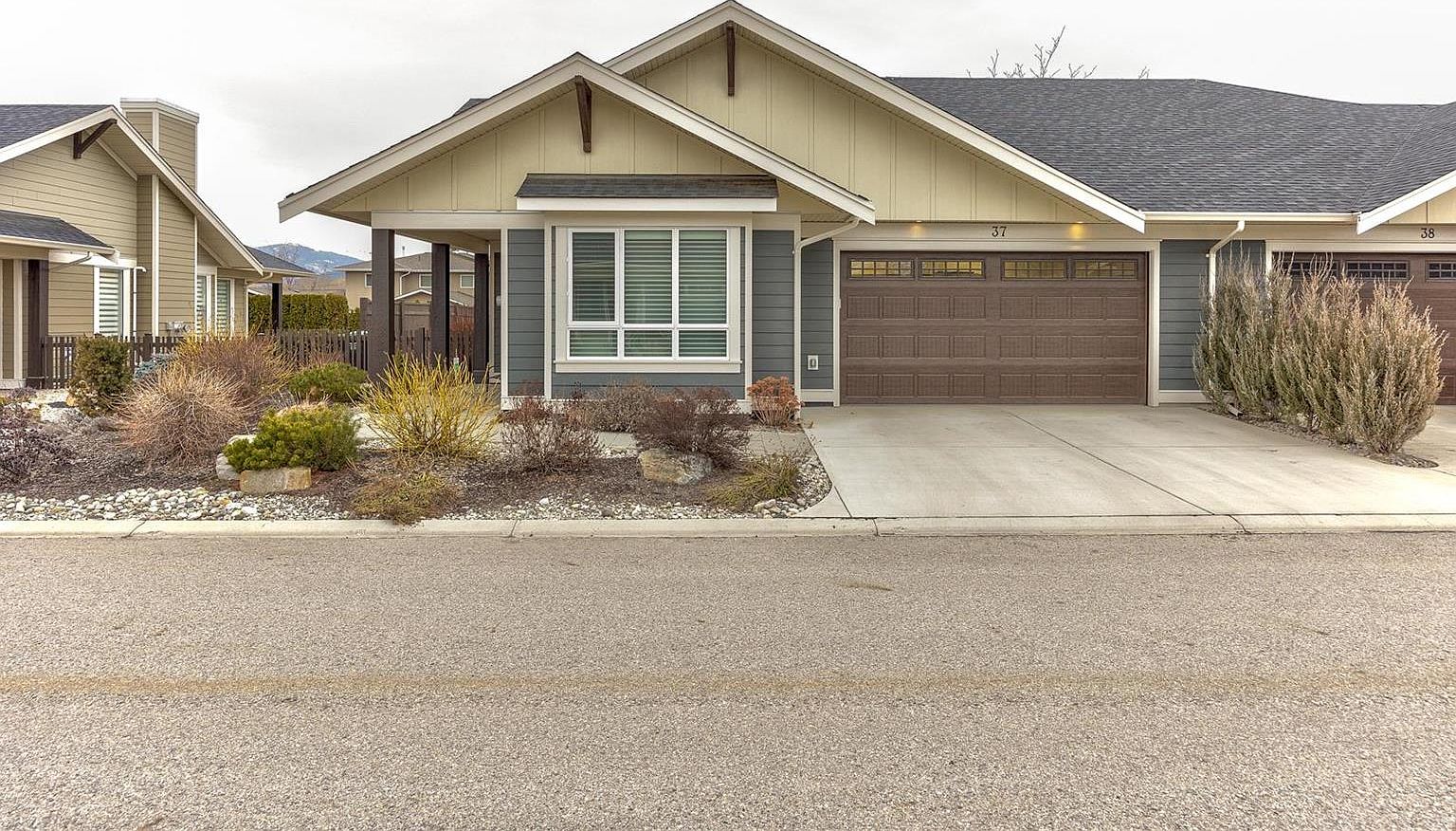 1960 Klo Rd 37, Kelowna, BC V1W 2H6 Zillow
