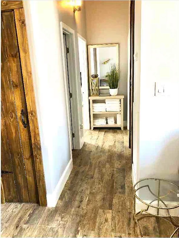 New Orleans open floor plan beautiful 2bedroom 2 bathroom 12ft tall ceilings — Photo 4