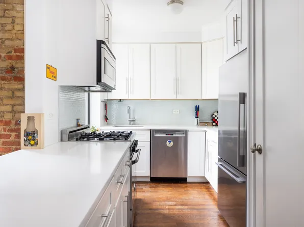 24-75 38th Street image 5 of 14