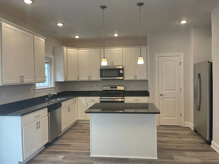 1168 Harvest Ct — Photo 6