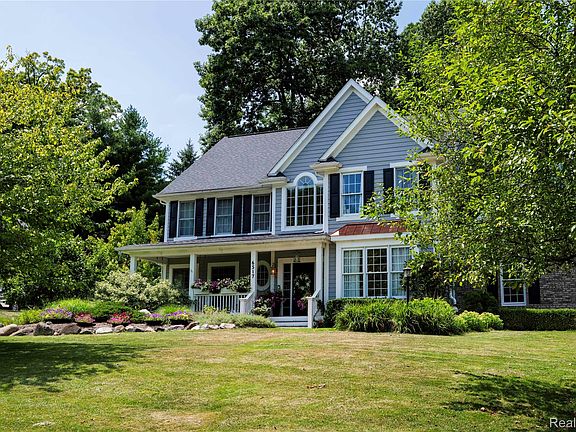 2nd image of 6517 Southampton Dr