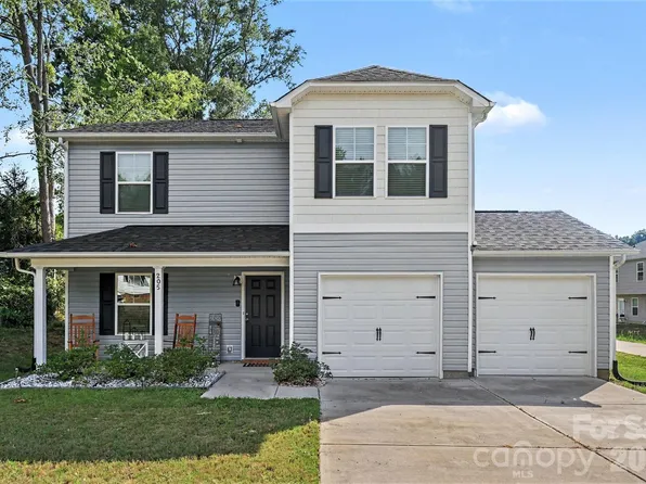 205 Prince Ln, Lancaster, SC 29720