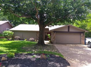 702 Bunny Rabbit Rd, Athens, TX 75751