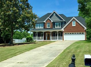 592 Cantebury Ln, Winder, GA 30680