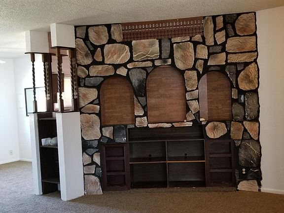 4th image of 13 Douglas Ln