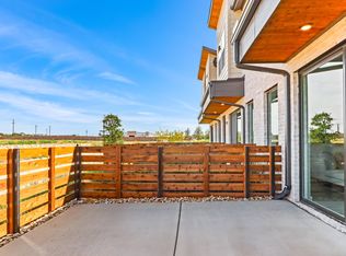 Blaze Plan, Wildridge Townhomes, Q9n82w Oak Pt, TX 75068