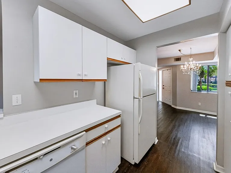 191 Bennington Dr #3 — Photo 9