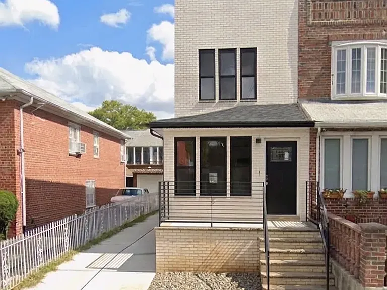 445 E 46th St #1 — Photo 1