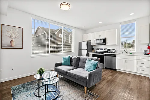 4329 S Puget Sound Ave #204 Photo 1 4329 S Puget Sound Ave #204 Photo 1