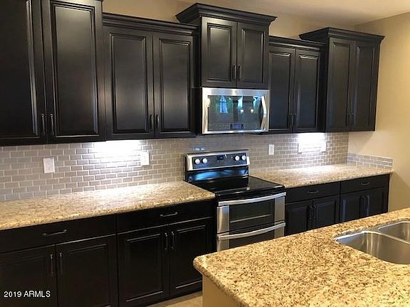 5th image of 3912 E Strawberry Dr