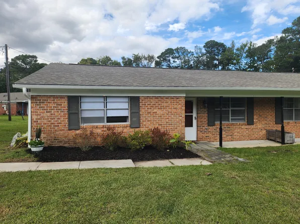 109 Kilarny Rd, Wilmington, NC 28409