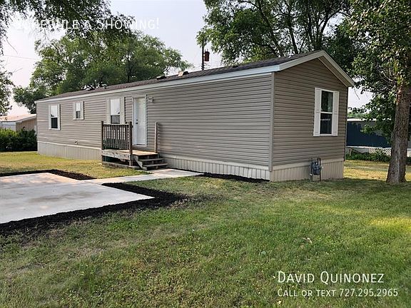2nd image of 216 Manderia Dr