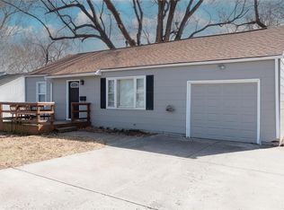 11207 W 69th Ter, Shawnee, KS 66203