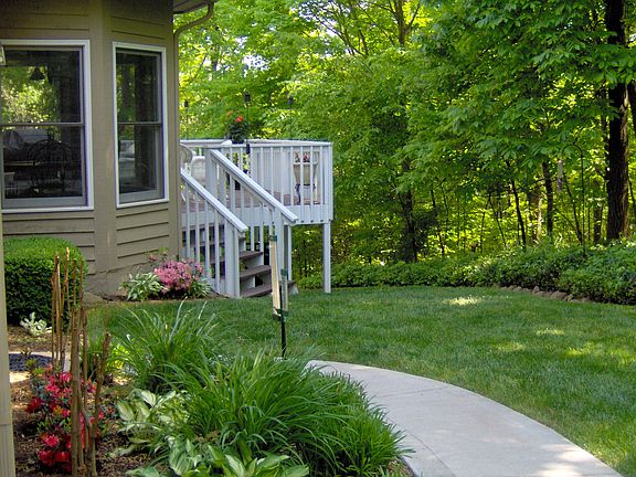 4th image of 800 Glensprings Dr