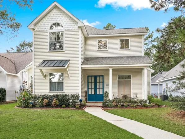 501 Branch Crossing Dr, Covington, LA 70433