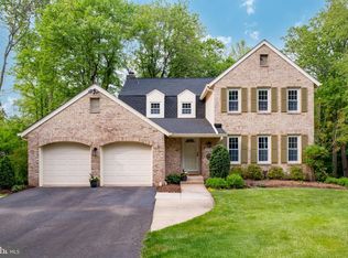10702 Dundas Oak Ct, Burke, VA 22015