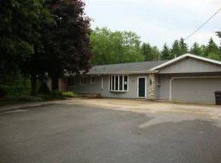 N2091 Greenville Dr, Greenville, WI 54942