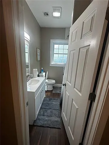 918 Forstall St — Photo 11