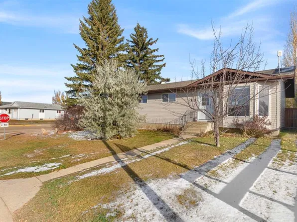 5225 W 48th St, Kitscoty, AB T0B 2P0