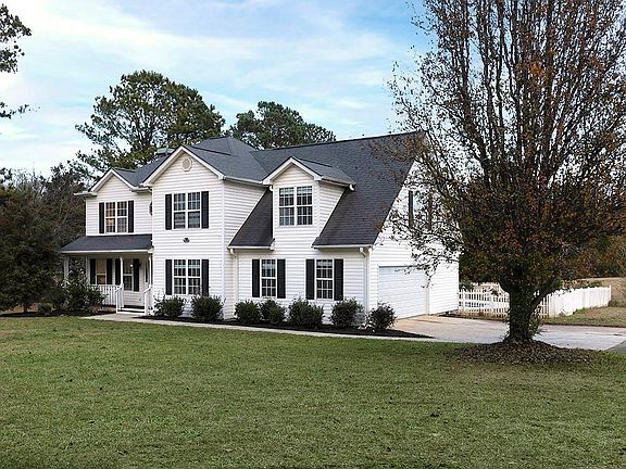 3rd image of 62 Smoak Field Rd