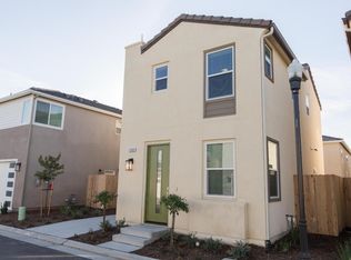 2008 N Ralphlot 62 Ln, Clovis, CA 93619