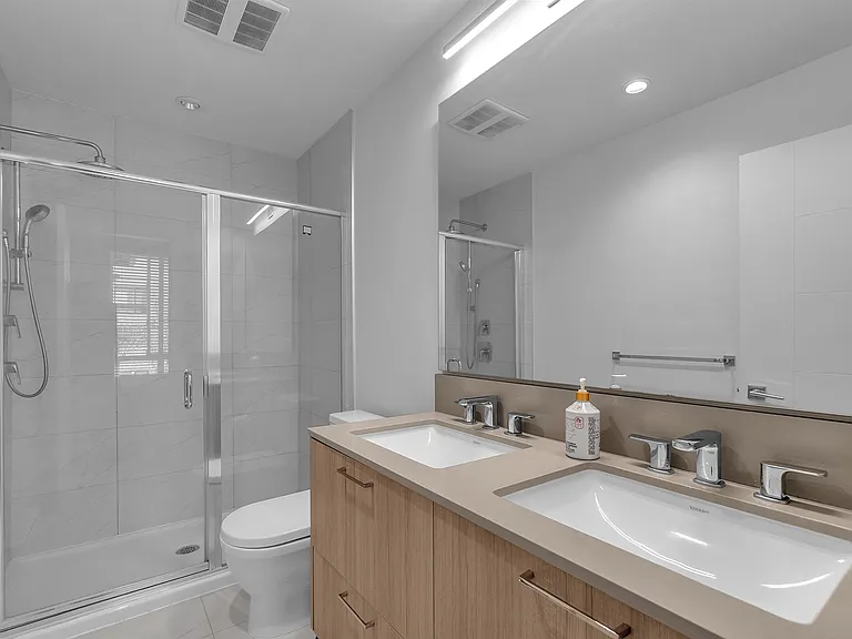 707 Como Lake Ave #212 — Photo 15