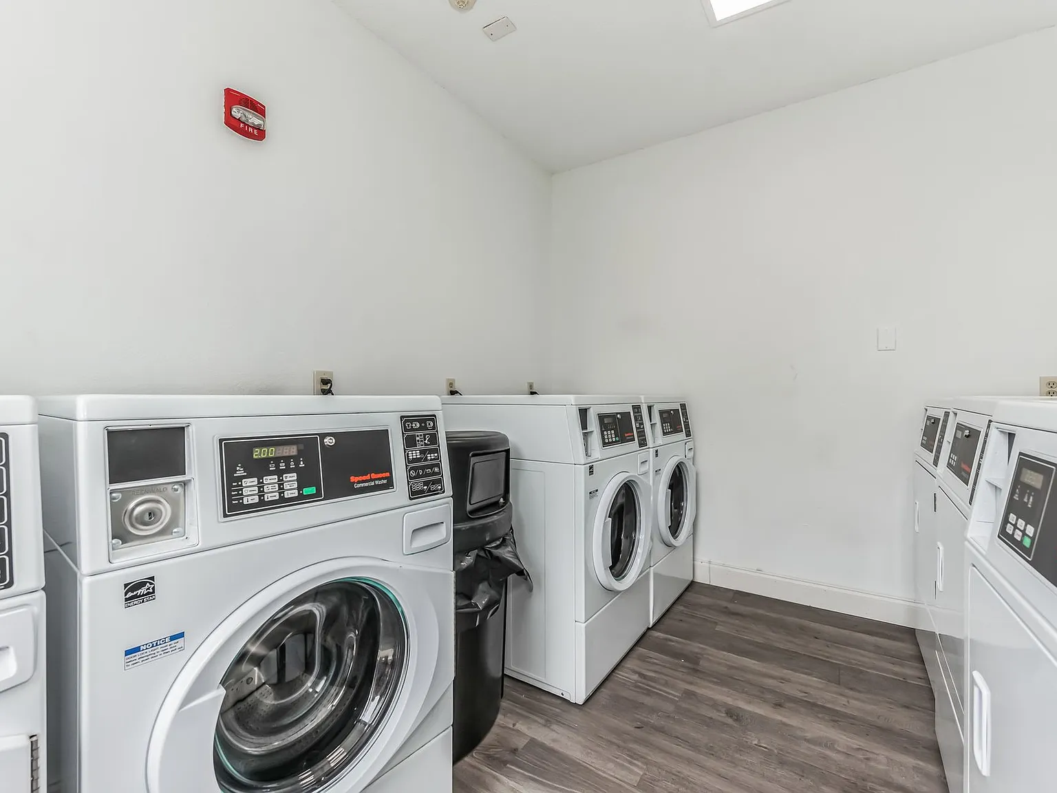 Vivo Living Charlotte (Tryon) — Photo 3