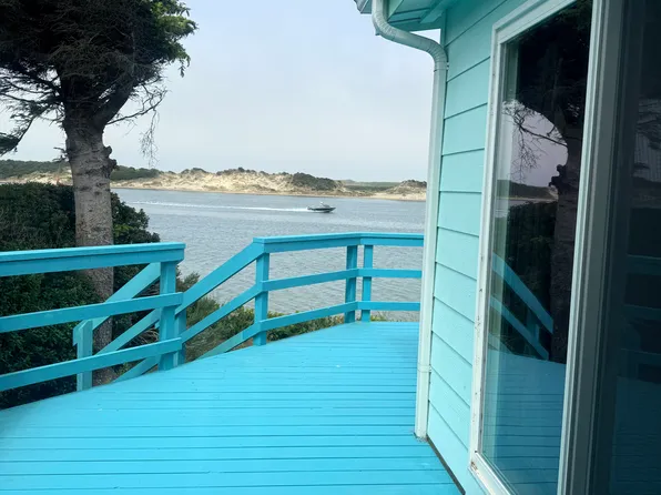 (undisclosed Address), Florence, OR 97439