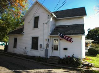 1013 Prospect St, Lansing, MI 48912