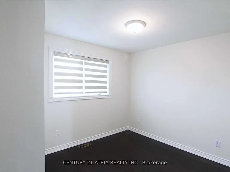 40 Alanbull Sq — Photo 8