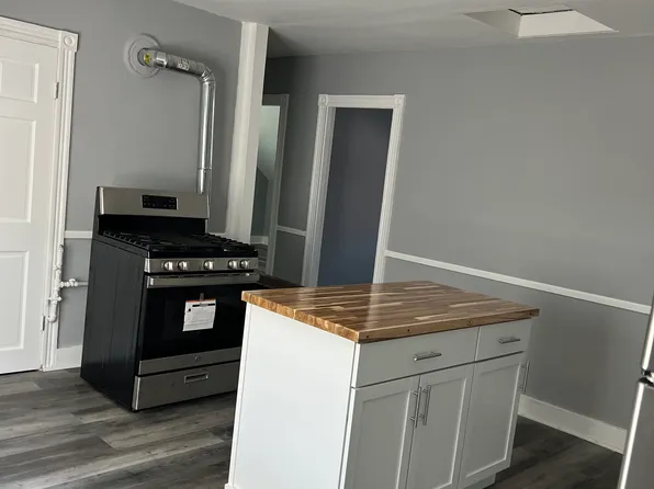 32 Tuxedo Ave #3, Providence, RI 02909