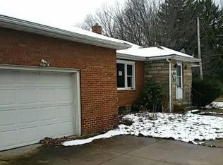 886 Alfred Rd, Akron, OH 44306