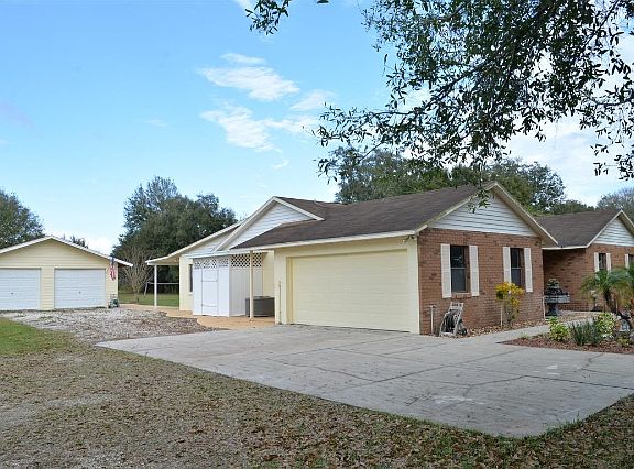 2nd image of 3001 Granada Blvd