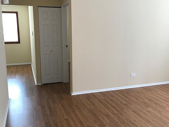 5th image of 15W630 Lexington St APT G2