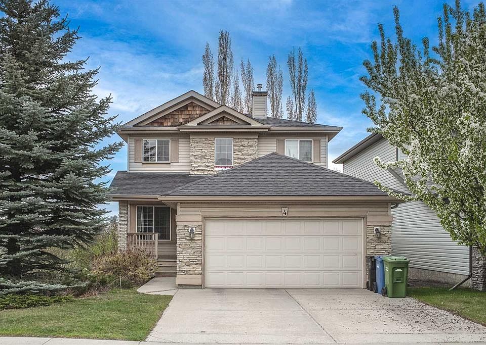 1st image of 4 W Springbank Bay SW