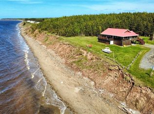 27 Janeville Beach Rd, Bathurst, NB E2A5K3