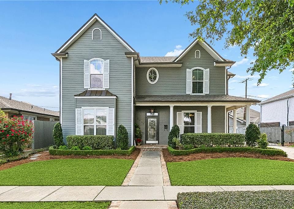 1st image of 2909 Ridgeway Dr