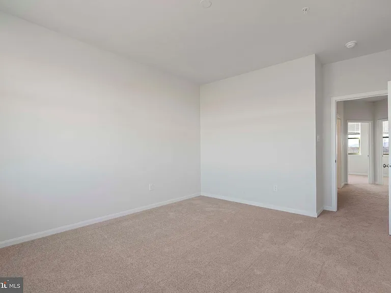 462 Tiller St — Photo 19