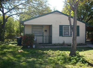 5252 Westcrest Dr, Fort Worth, TX 76115
