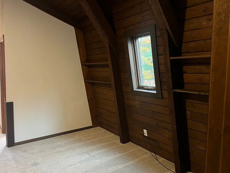 888 Salem St — Photo 15